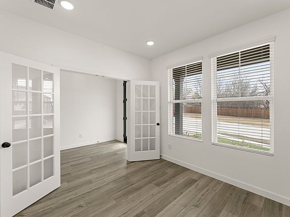 4th image of 4308 Crossvine Ln