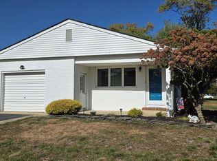 90 Rodhos St, Toms River, NJ 08757