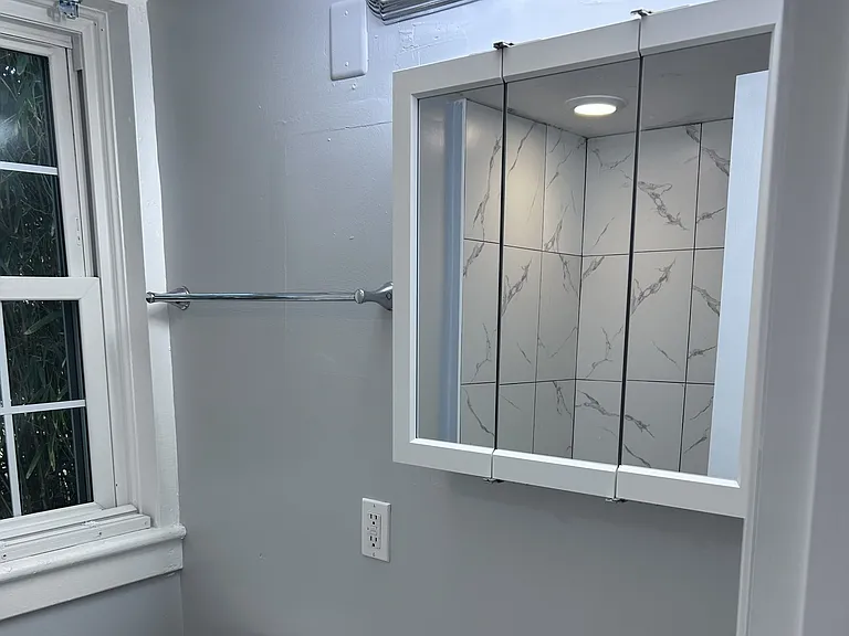 259A Lasalle Ave — Photo 14