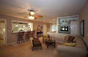 4th image of 779 Holiday Acres Cir