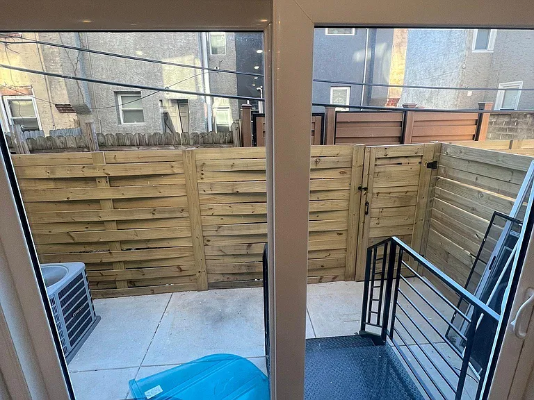 1501 S 25th St #11 — Photo 12