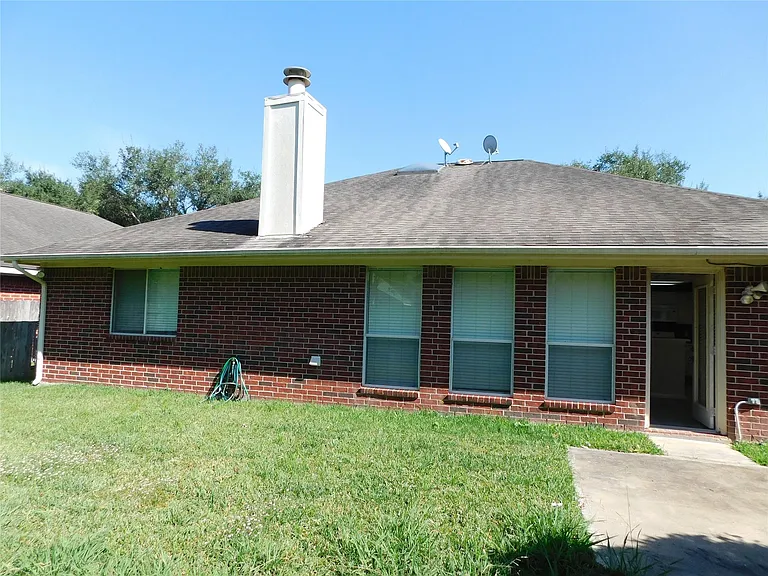 3702 Heritage Colony Dr — Photo 44