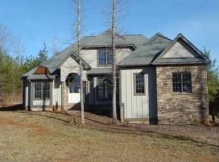 63 Bridge Ln, Tryon, NC 28782