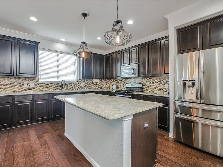1320 Wheatear Dr — Photo 11