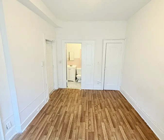 485 Howard Ave #3 — Photo 4
