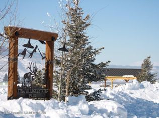 5 Baldy Peak Dr, Freedom, WY 83120