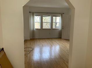 2429 S Superior St, Milwaukee, WI 53207