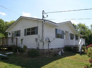 2938 Greenfield Estate Dr, Culleoka, TN 38451