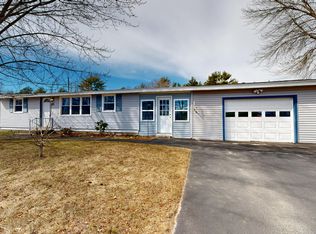 23 Sterling Rd, Auburn, ME 04210