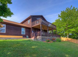 1074 Hightop Rd, Blacksburg, VA 24060