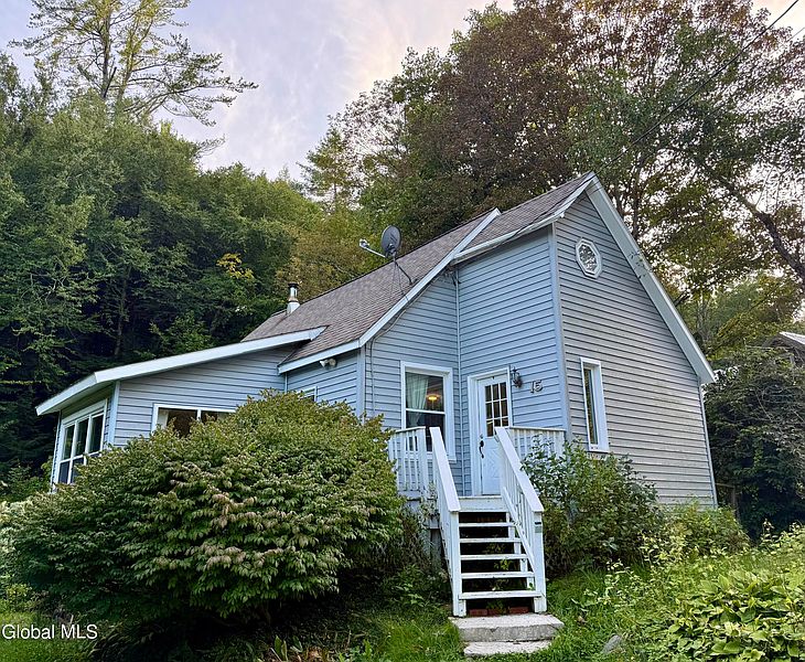 2nd image of 15 Stillman Village Road