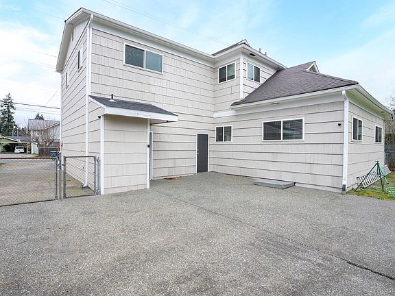 2nd image of 420 133rd St S #A