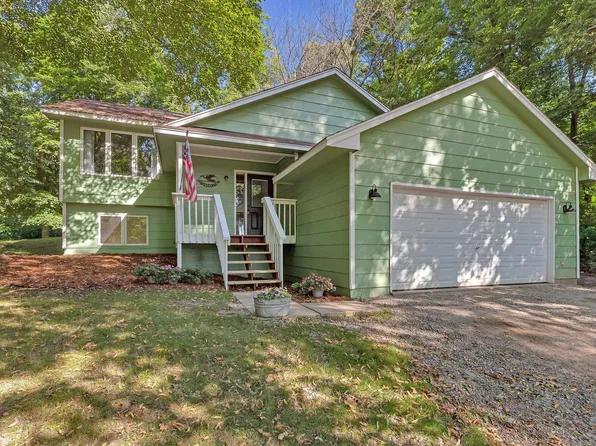 2414 62nd St NW, Maple Lake, MN 55358