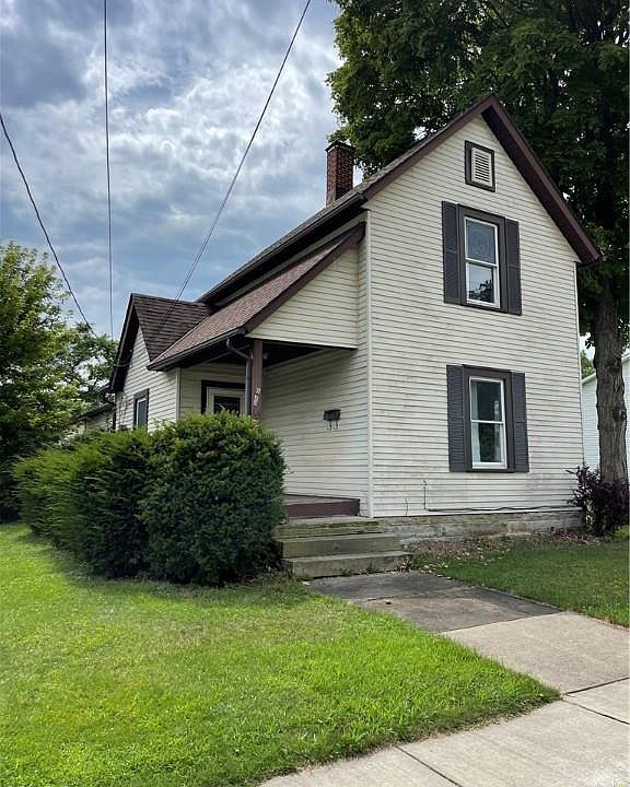 1st image of 979 Center St