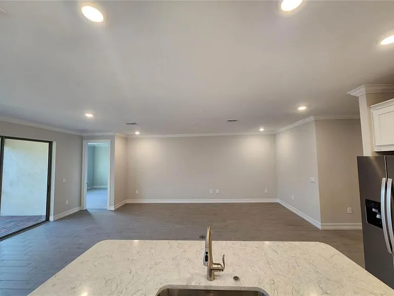 333 Villoresi Blvd — Photo 14