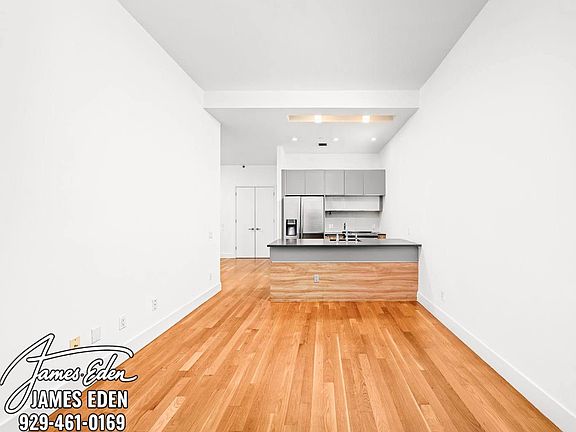 4th image of 462 Keap St APT 2D