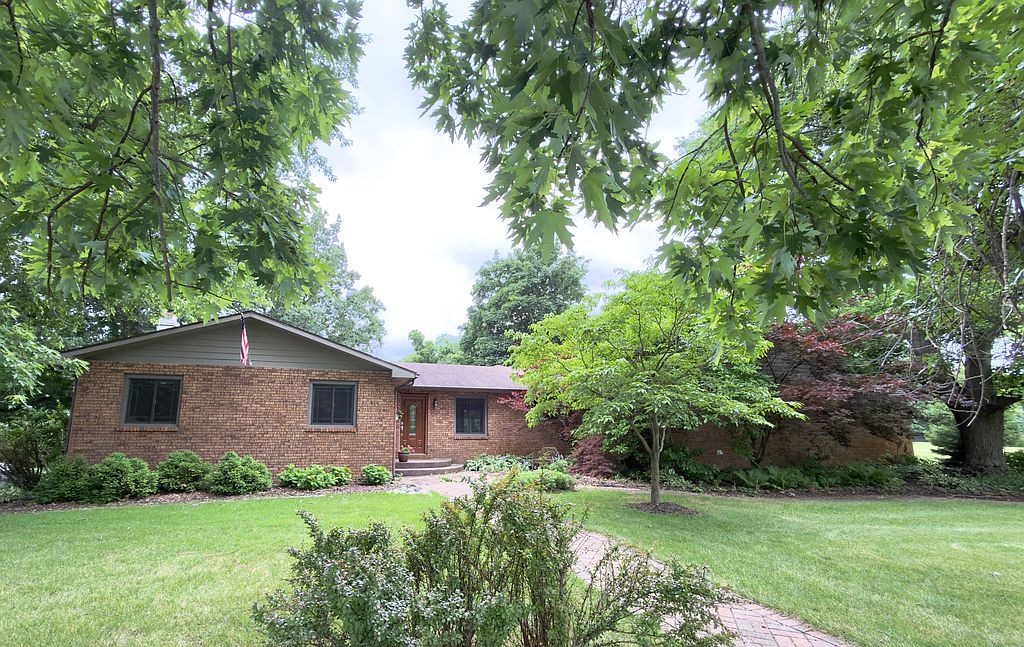 8837 Hickory Hills Dr - Property Image