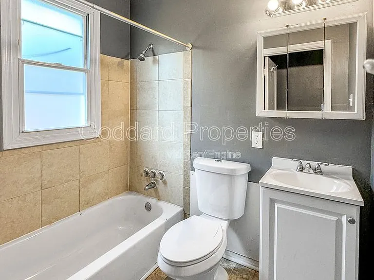 4910 Poe Ave #2 — Photo 14