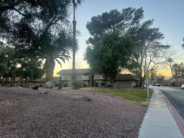 2568 Paradise Village Way — Photo 23