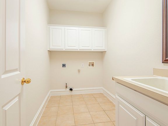 2nd image of 15484 Forest Haven Ln