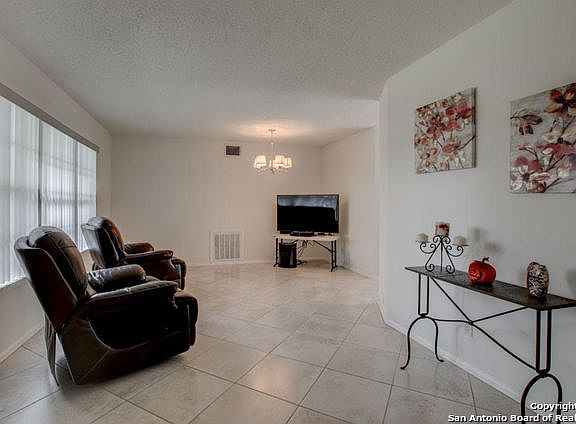 3rd image of 6910 Accolon Dr