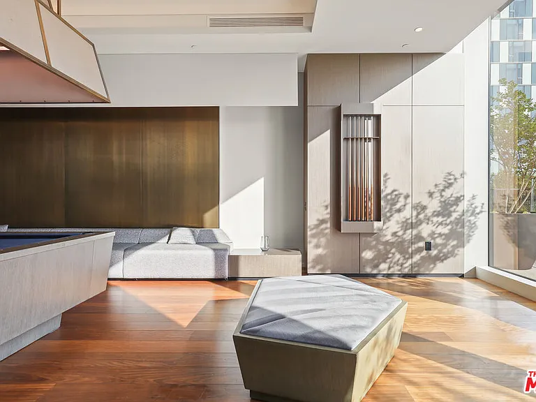 889 Francisco St #2011 — Photo 27