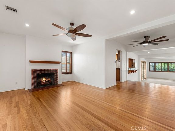 3rd image of 2903 N Lincoln St