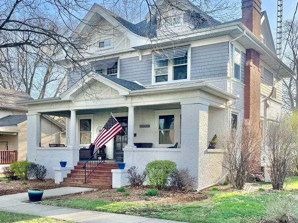 127 N Elm St, El Paso, IL 61738