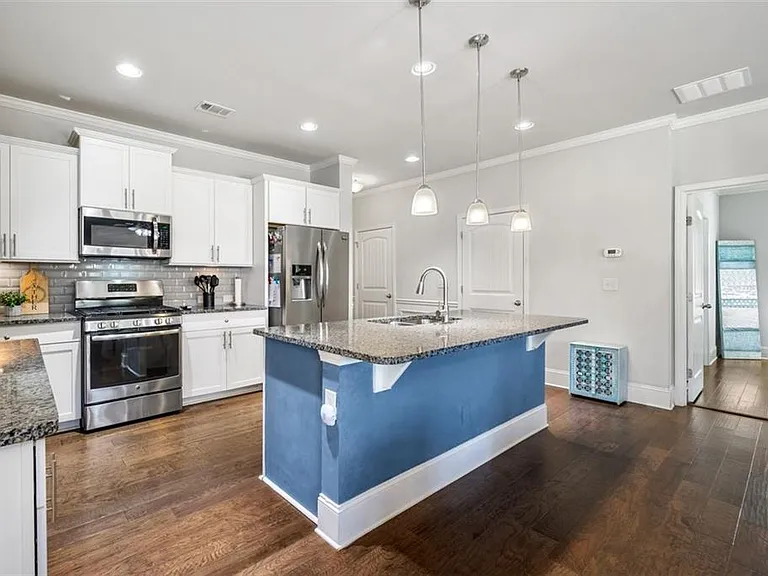 6623 Rivergreen Rd — Photo 9