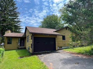 1380 Lestina Beach Rd, Bridgeport, NY 13030