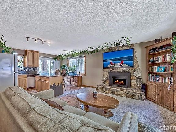 4th image of 1571 Tionontati St