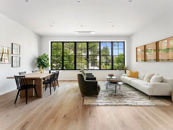 40 Skillman Ave #3A, Brooklyn, NY 11211