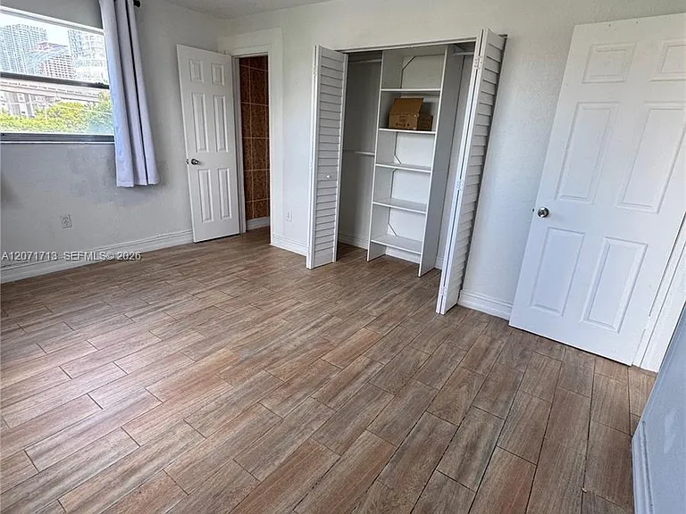 444 SW 4th St #402 — Photo 9
