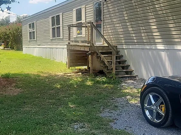31 Breezy Ln, Fayetteville, TN 37334
