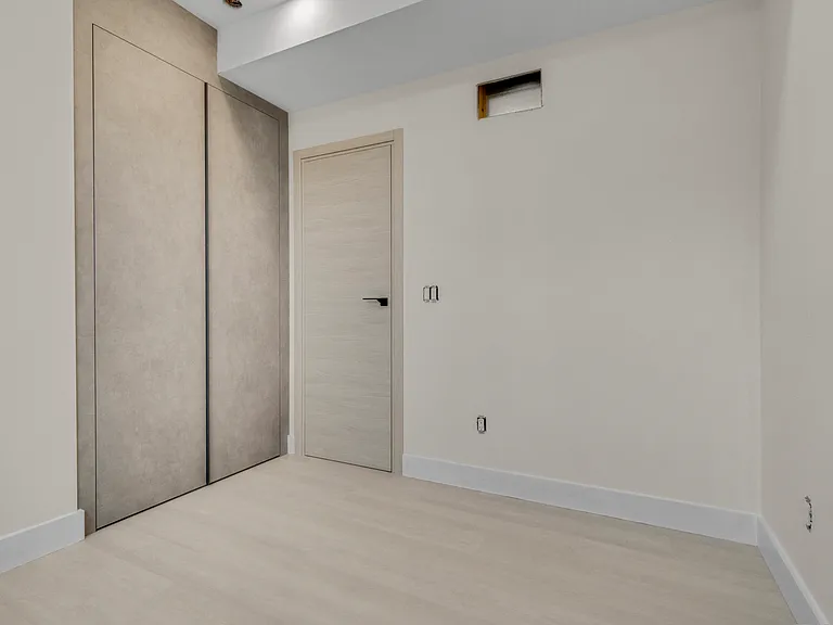 625 Harvie Ave #1 — Photo 33