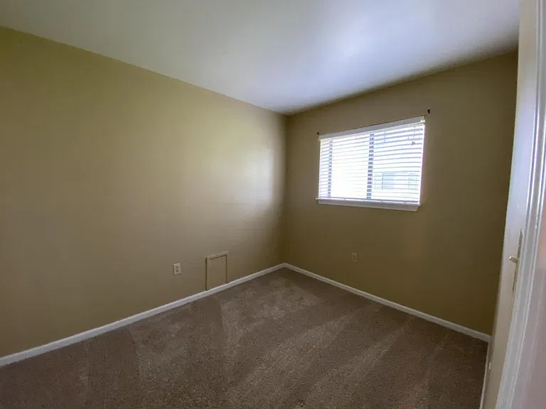 950 Life Dr #3 — Photo 9