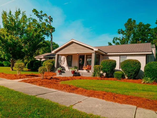 42 S Oak St, Lakeland, GA 31635