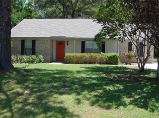 312 Meadowview Dr, Elmore, AL 36025