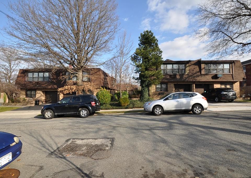 1st image of 6134 233rd St
