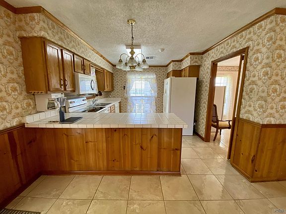 4th image of 337 E Woodlawn Ranch Rd