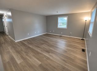 1801 W Parkway Dr #B, Piqua, OH 45356