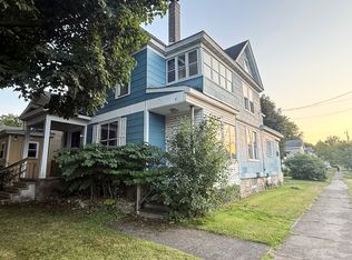 306 W 3rd St #2, Oswego, NY 13126