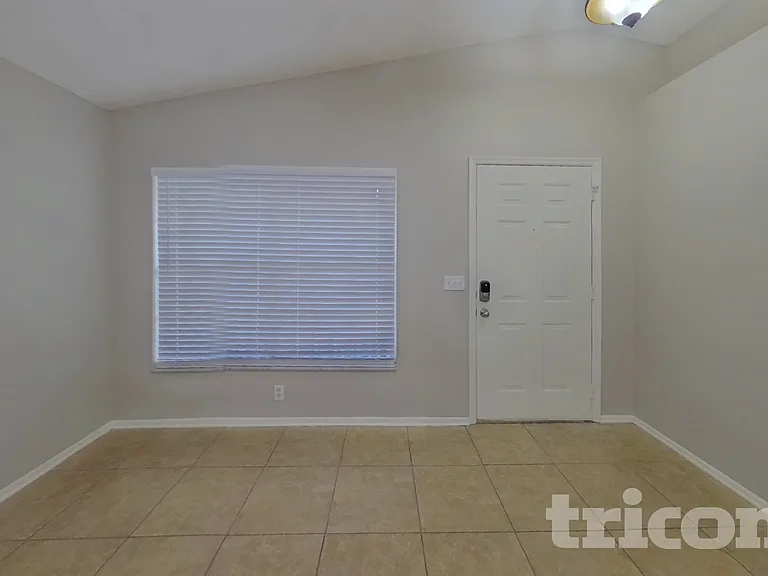 1248 E Cleveland Ave — Photo 2