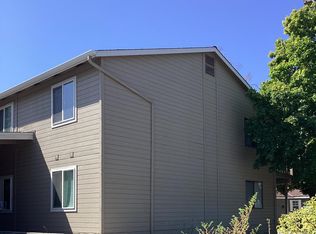 252 5th St NE, East Wenatchee, WA 98802