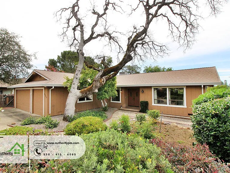 3345 Golden Heights Dr — Photo 3