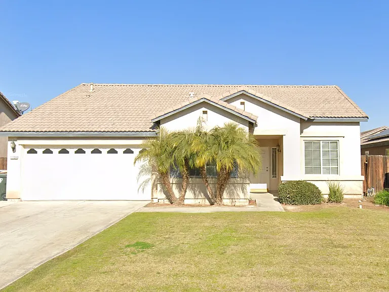 11726 Stratosphere Ave — Photo 1