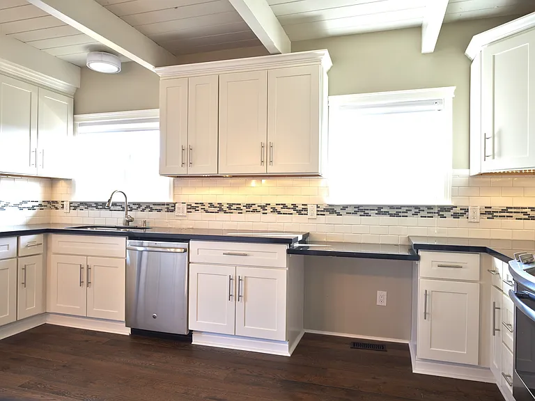 3kitchen2-8HI