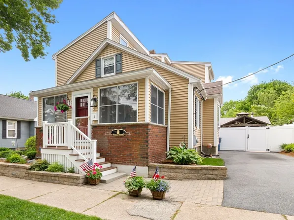 16 Adams St, Danvers, MA 01923