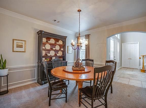 5th image of 2613 La Paloma Ln