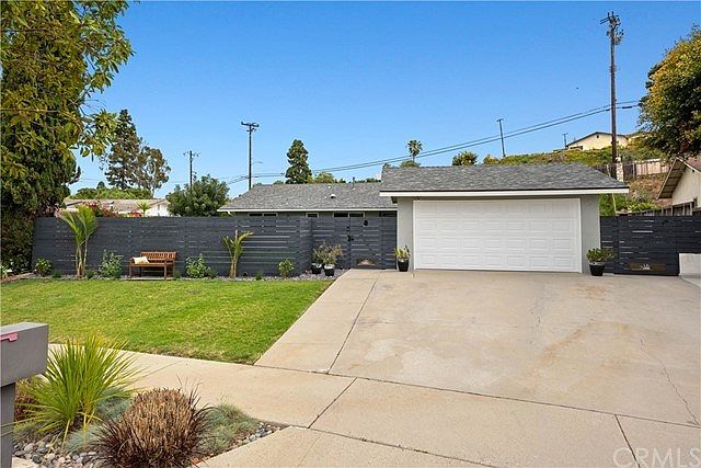 1st image of 28030 Santona Dr